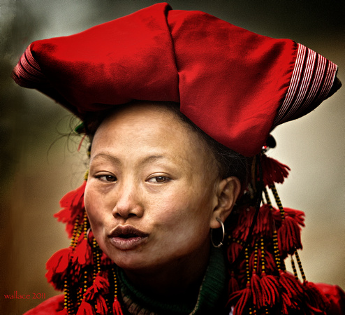 Red Hat Lady, Sapa Vietnam